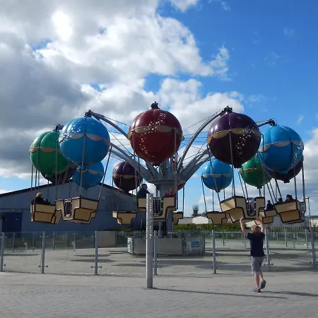 Flamingo Land - Cedar Wood Cw30 *