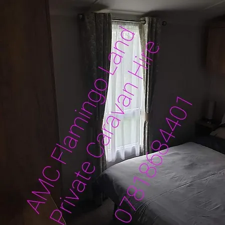 Flamingo Land - Cedar Wood Cw30 假日公园 *
