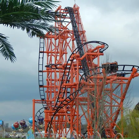 Flamingo Land - Cedar Wood Cw30 *